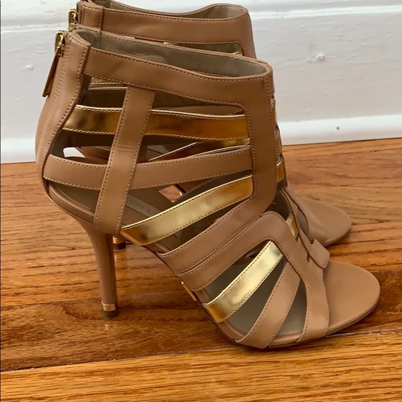 Michael Kors Collection Caged Peep Toe Pumps Sz 37 - Picture 3 of 9